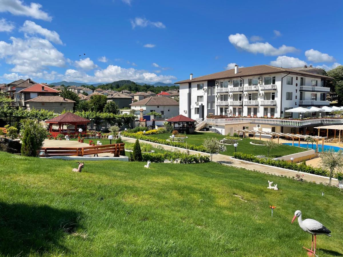Hotel Elit Kirkovo  Exteriör bild